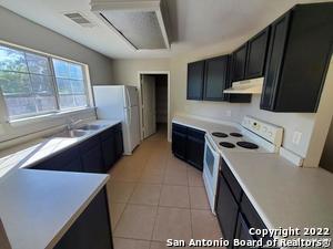 Building Photo - 2606 Sunview Lake
