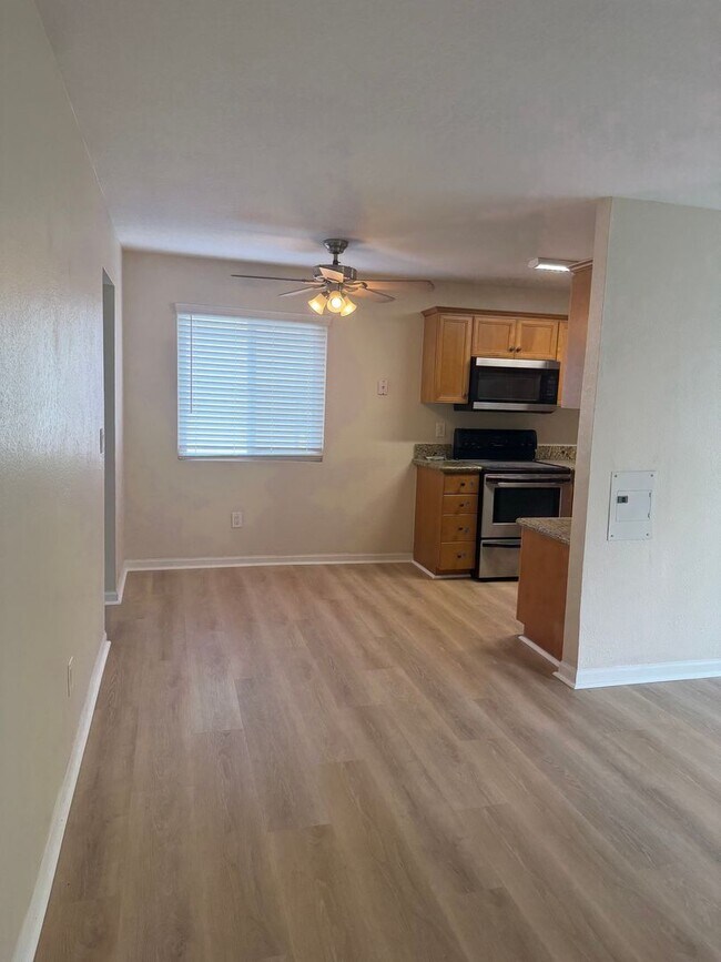 Building Photo - BEADNELL-QUIET UPGRADED CONDO IN GATED COMMUNITY W/ POOL