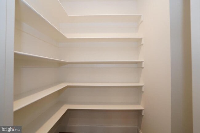 Building Photo - 44655 Provincetown Dr