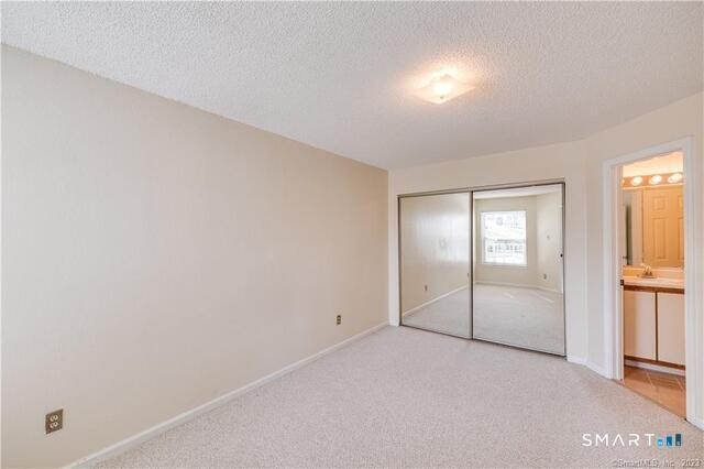 Building Photo - 92 Carriage Crossing Ln