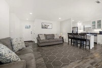 Building Photo - 3028 N Malinda Dr