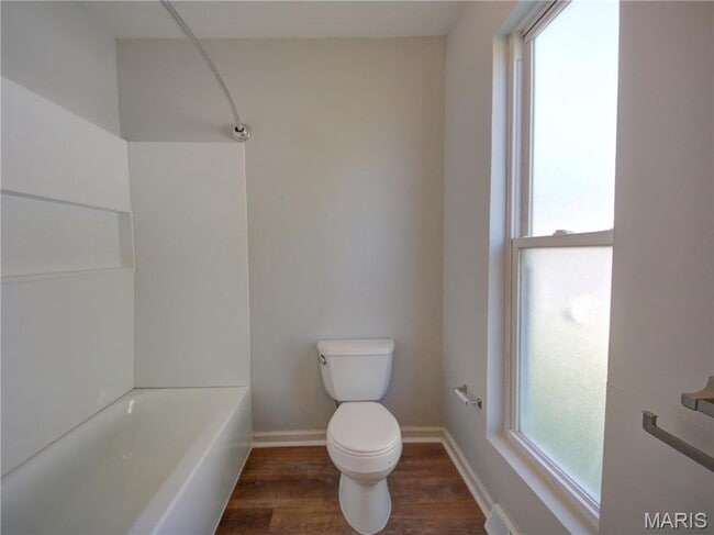 Building Photo - House for Rent in Lemay