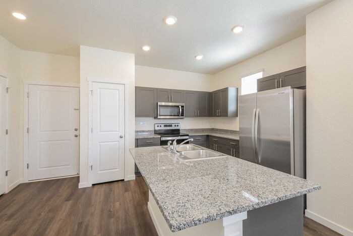 Building Photo - 13416 Oneida Ln