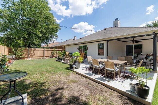 Building Photo - 213 Chandler Crossing Trail