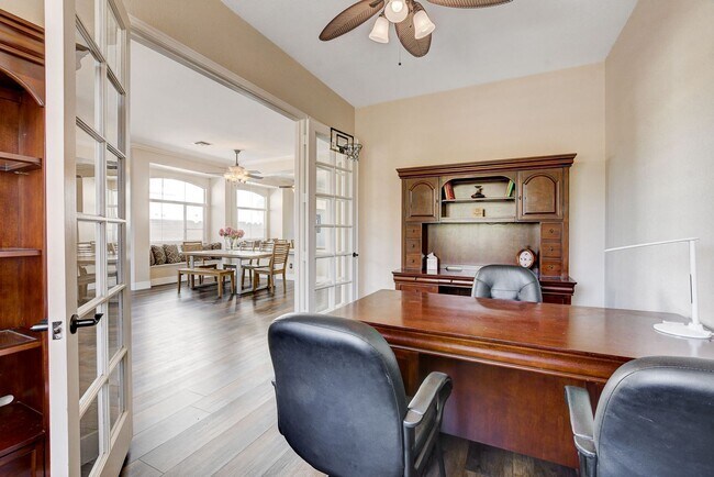 Building Photo - QUALITY FULLY FURNISHED SEVEN HILLS HOME WITH A PRIVATE POOL AND SPA