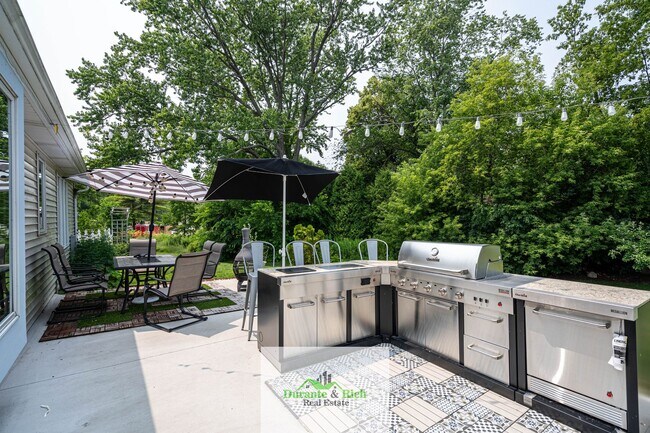 Building Photo - Beautiful 3 bedroom 2 Bath in the Perfect ...