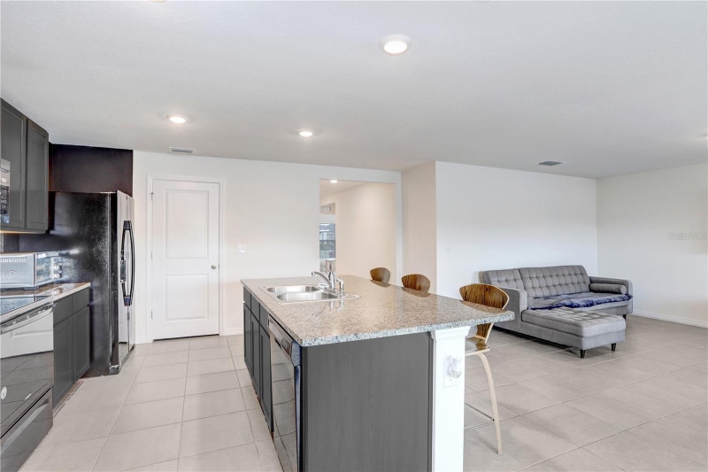 Building Photo - 7929 Sail Clover Ln