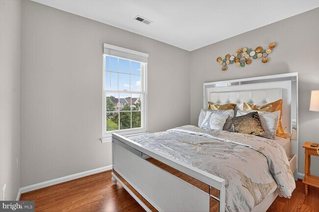Building Photo - 11082 Clovertree Ct
