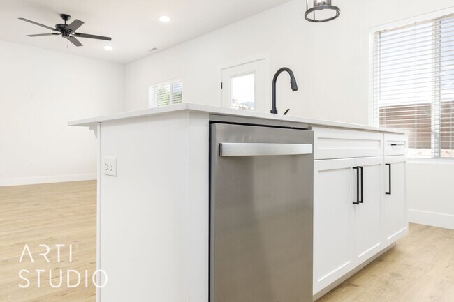 Building Photo - Brand New 3 Bed, 2.5 Bath, 2-Car Garage in...