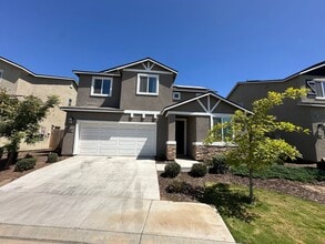 Building Photo - Beautiful newer home in a gated community