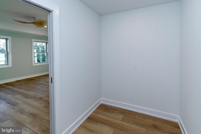 Building Photo - 17 Wilson St