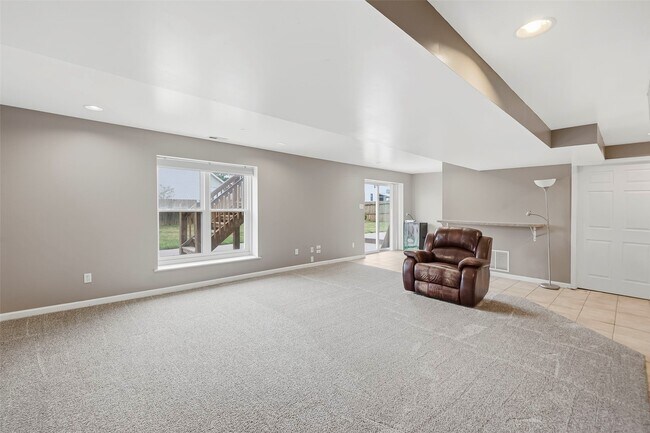 Building Photo - 5012 Joshua Dr