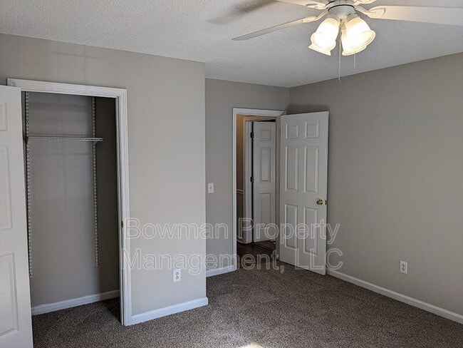 Building Photo - 1140 Hunter Trail