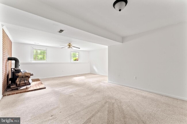 Building Photo - 12820 Lake Wilderness Ln