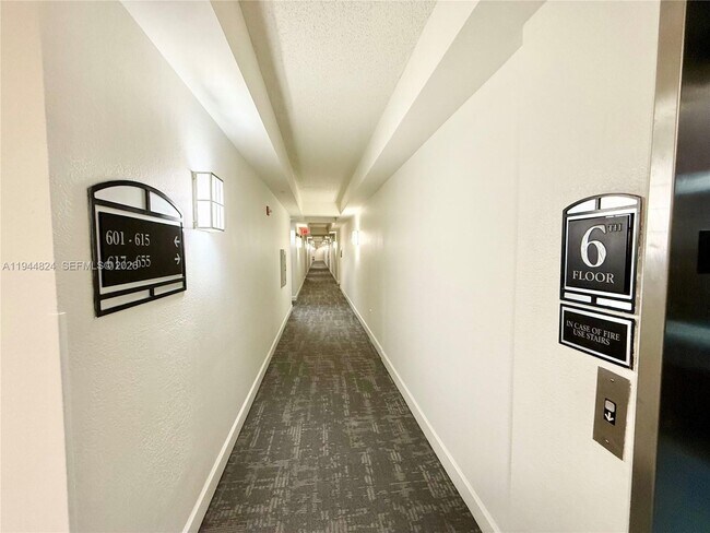 Building Photo - 6001 SW 70th St