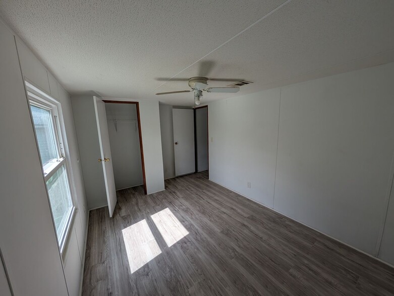 Building Photo - 956 Southern Ave