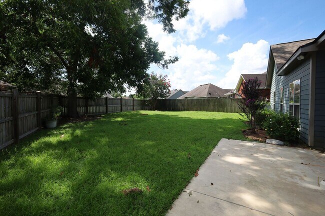 Building Photo - 4634 Amelia Cir