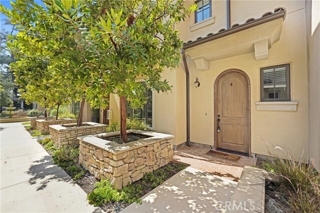 Building Photo - 158 S Sierra Madre Blvd