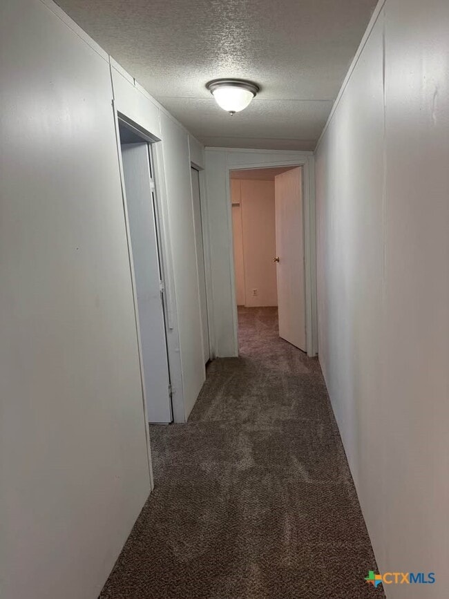 Building Photo - 456 Limestone Dr