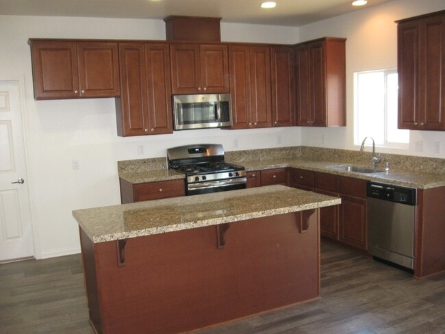 Building Photo - 1339 Darien Ct