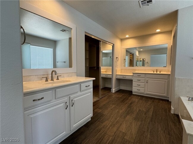 Building Photo - 2385 Quintet Ave