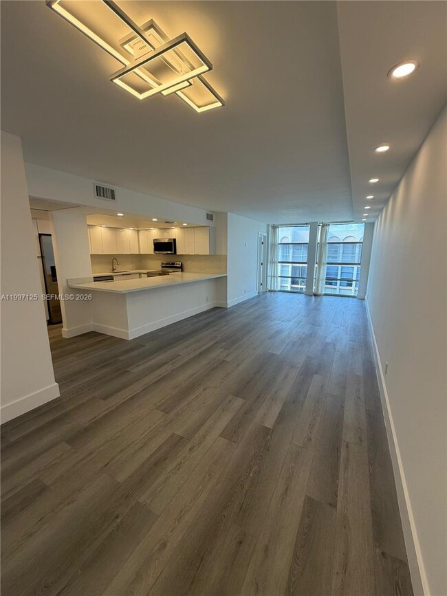Building Photo - 851 Three Islands Boulevard