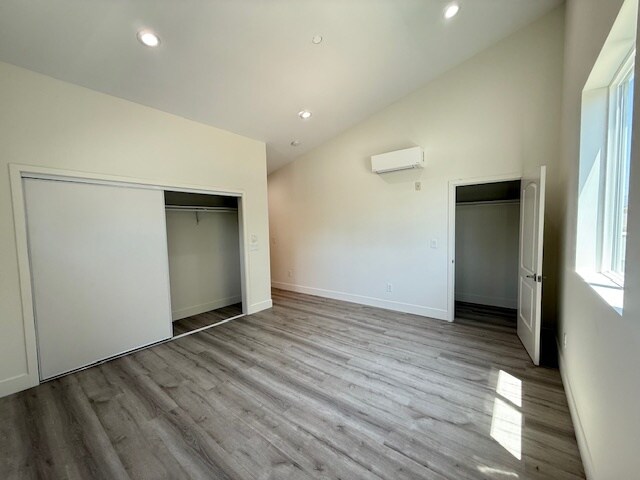 Building Photo - 19515 Cantara St