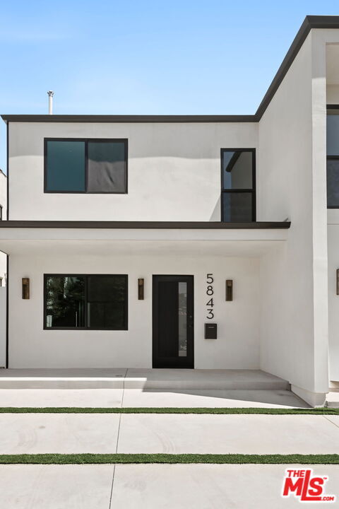 Building Photo - 5843 Whitworth Dr