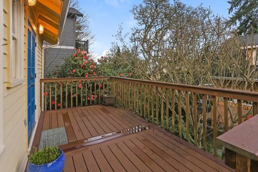 Building Photo - Charming 4-bedroom 3 bath Craftsman Home with Basement ADU for Rent