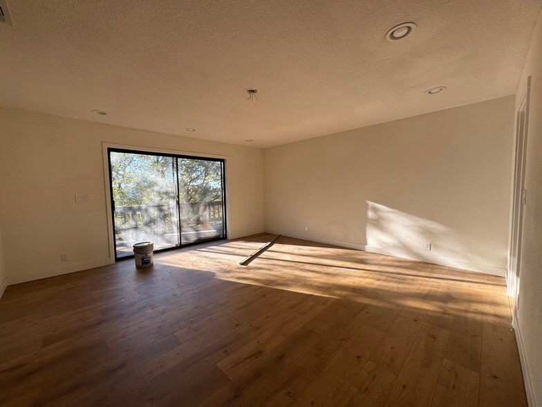 Building Photo - 3231 Blue Rhapsody Ln