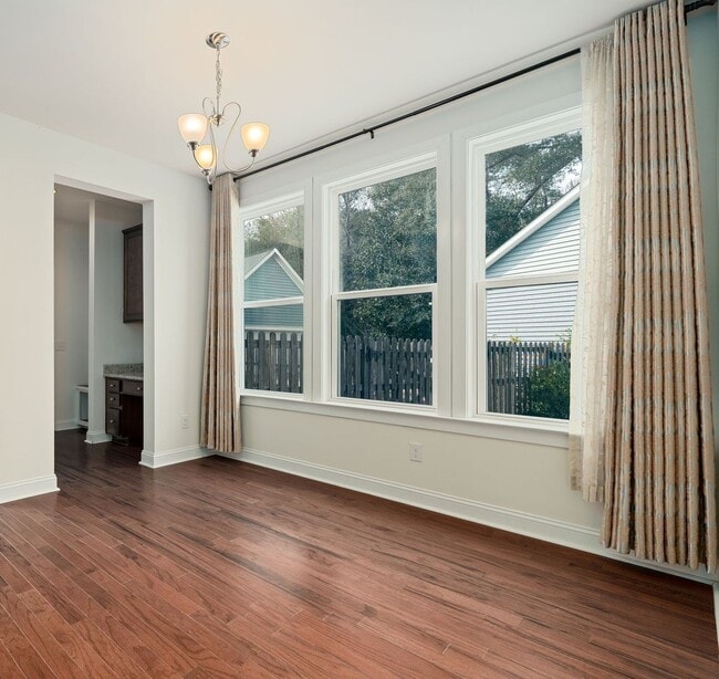 Building Photo - Your Calm Charleston Retreat!