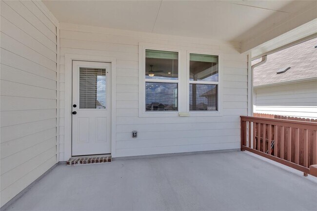 Building Photo - 106 Pinyon Pine Pass