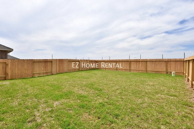 Building Photo - 24311 Saddlestone Green Dr