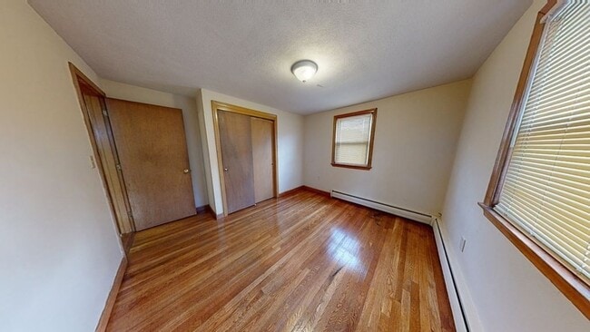 Building Photo - 62 Osceola St