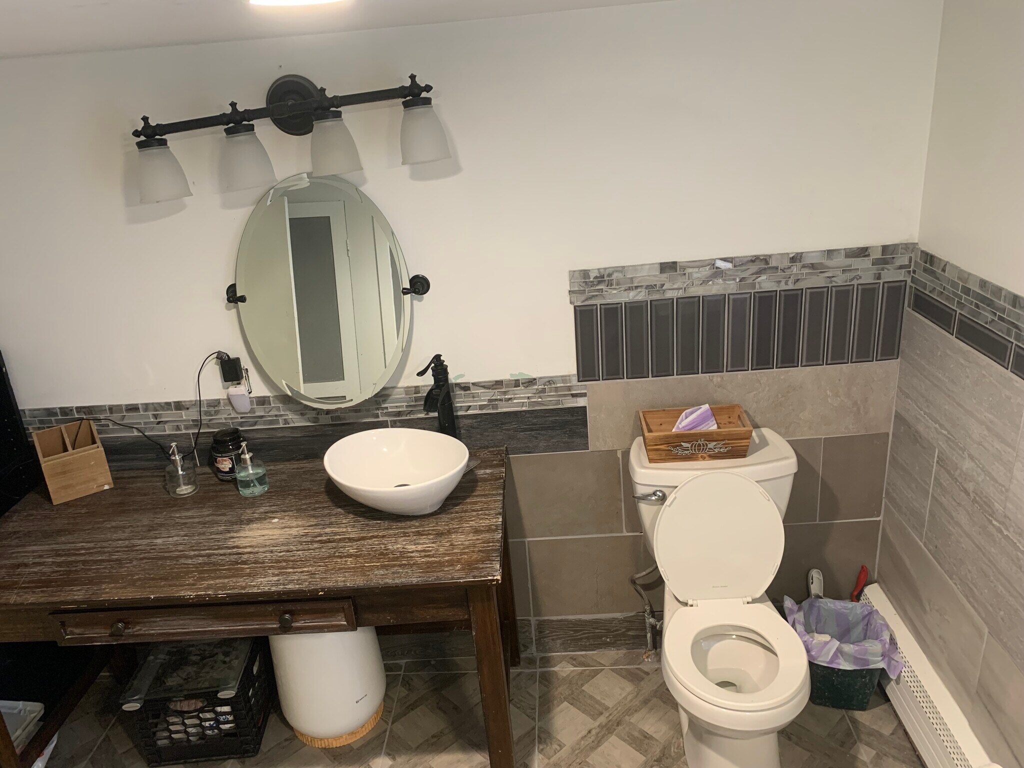 Building Photo - 64 Elmwood Ave