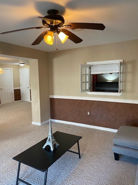 Building Photo - 46416 Springwood Ct