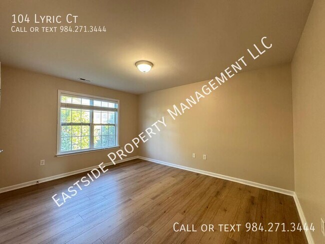 Building Photo - 104 Lyric Ct