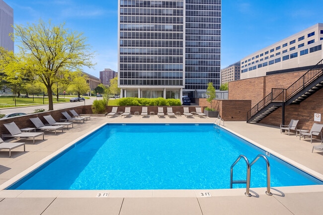 Building Photo - 2800 N Lake Shore Dr