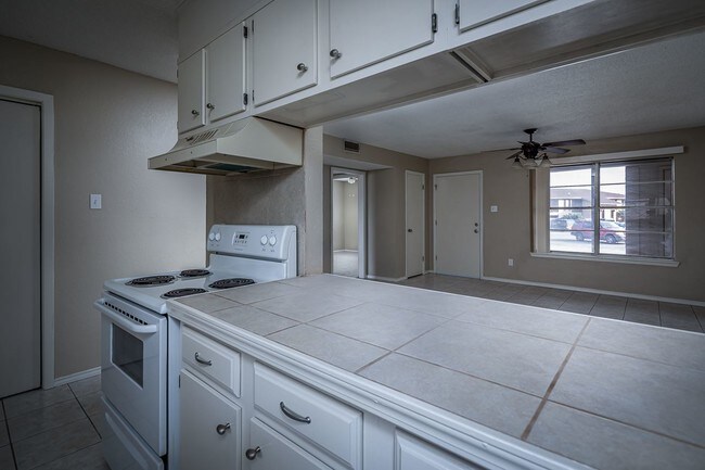 Building Photo - 1918 Veterans Blvd