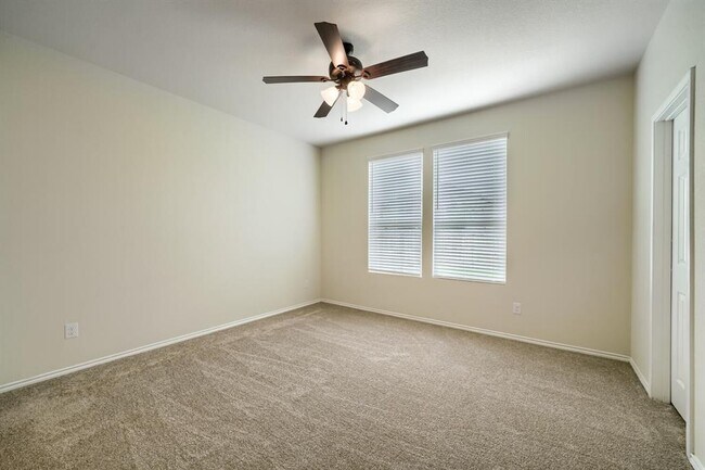 Building Photo - 616 Sonterra Blvd