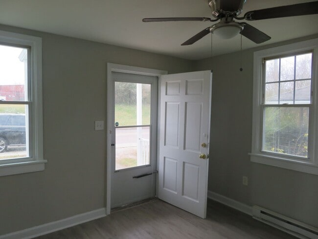 Building Photo - Petersburg Virginia