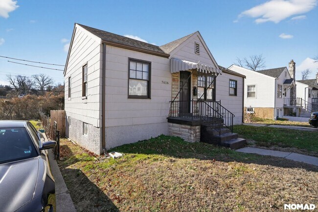 Building Photo - Charming 2BR House in Saint Louis
