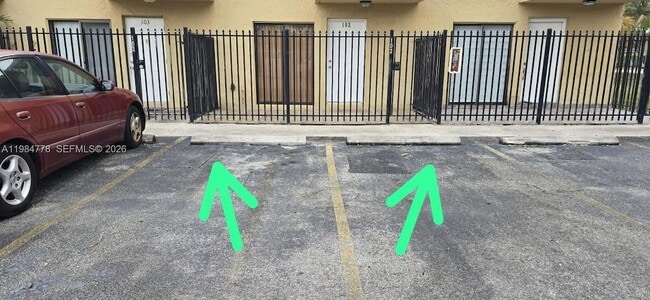 Building Photo - 6345 SW 138th Ct