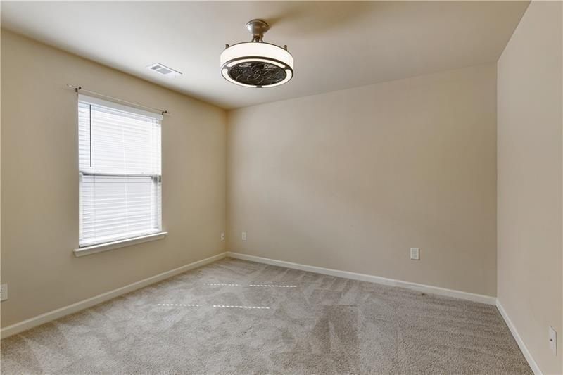 Building Photo - 302 Alcovy Way
