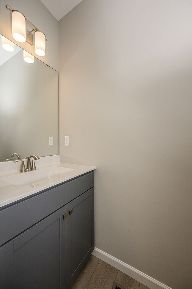 Building Photo - Brand New Construction, 3 bed, 2.5 Bath Townhome