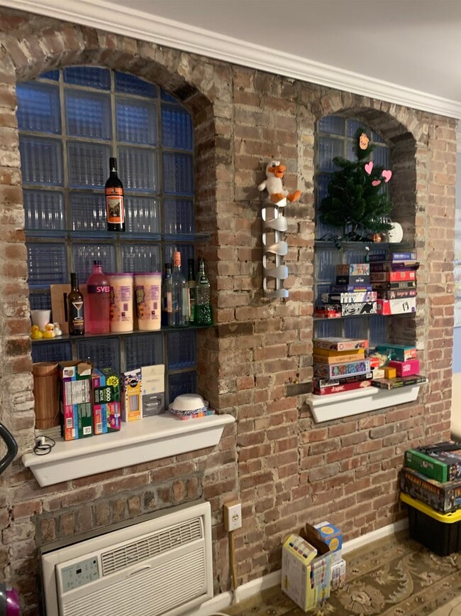 Building Photo - 809 Washington St