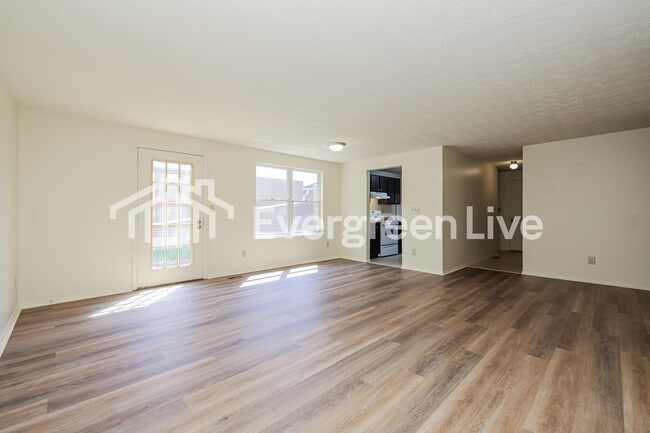 Building Photo - 8755 Mardi Gras Dr