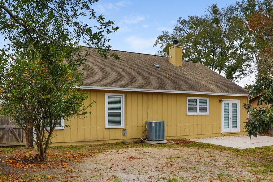 Building Photo - 8164 Fort Chiswell Trail