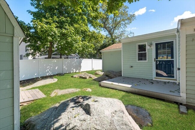 Building Photo - 36 Gilford Rd