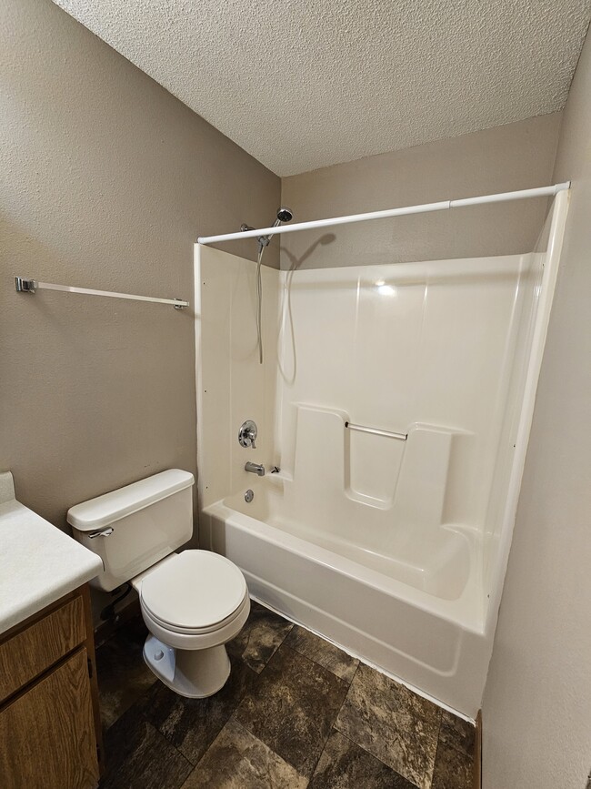 Building Photo - 8th & 8th Apartments